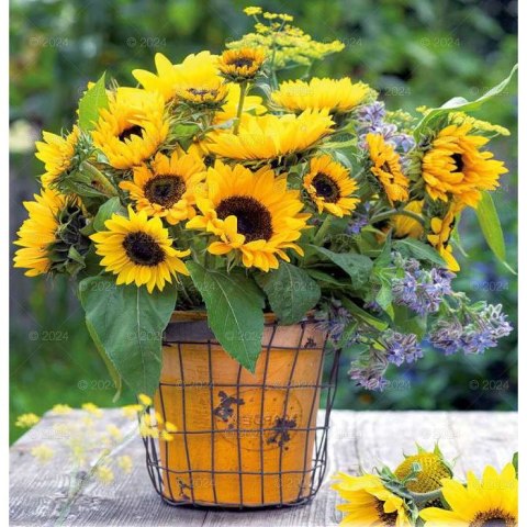 Kalendarz ścienny BUKIETY KWIATÓW 13-planszowe 2024 320mm x 470mm Lucrum (RW12)